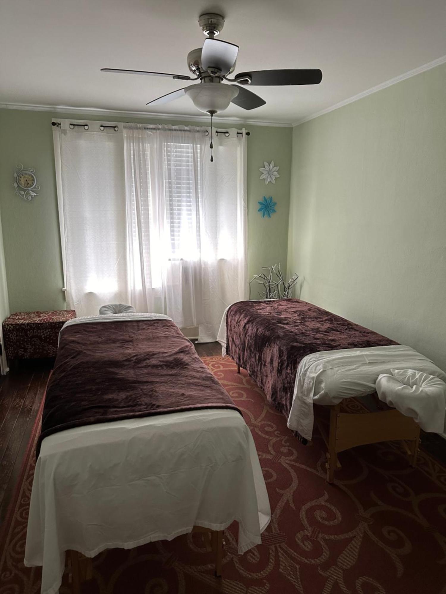 The Charleston Inn Hendersonville Nc المظهر الخارجي الصورة