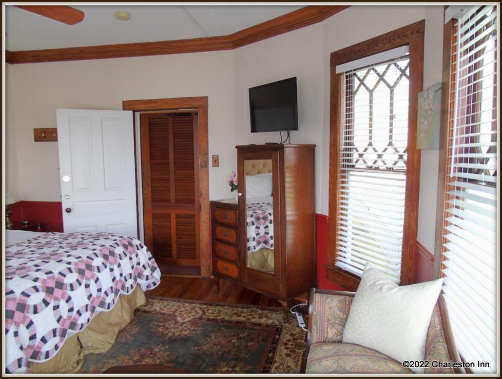 The Charleston Inn Hendersonville Nc المظهر الخارجي الصورة