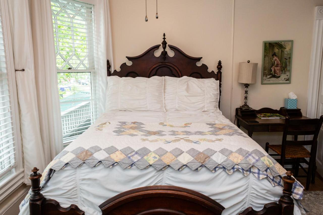 The Charleston Inn Hendersonville Nc المظهر الخارجي الصورة