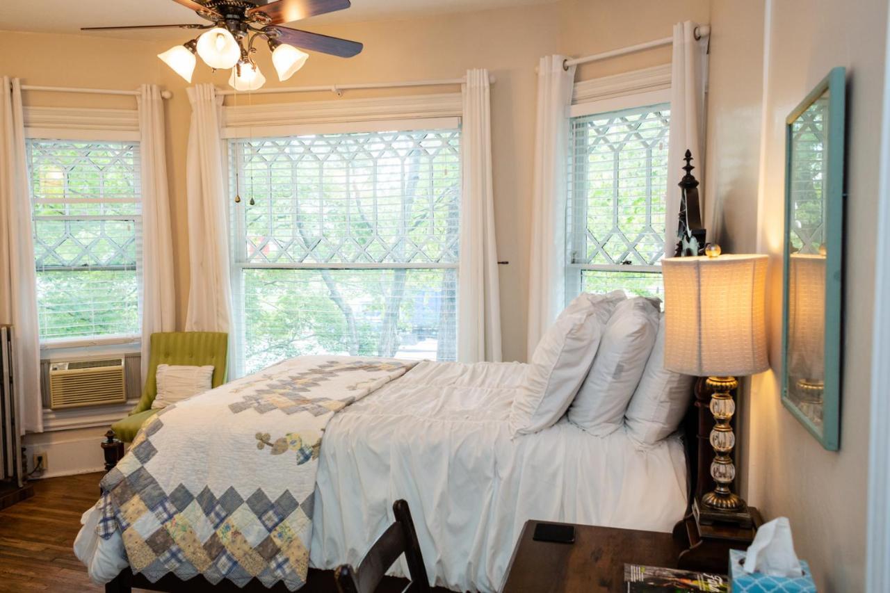 The Charleston Inn Hendersonville Nc المظهر الخارجي الصورة